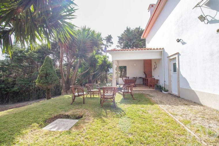 Moradia T4 para Venda em Salir de Matos Foto 30
