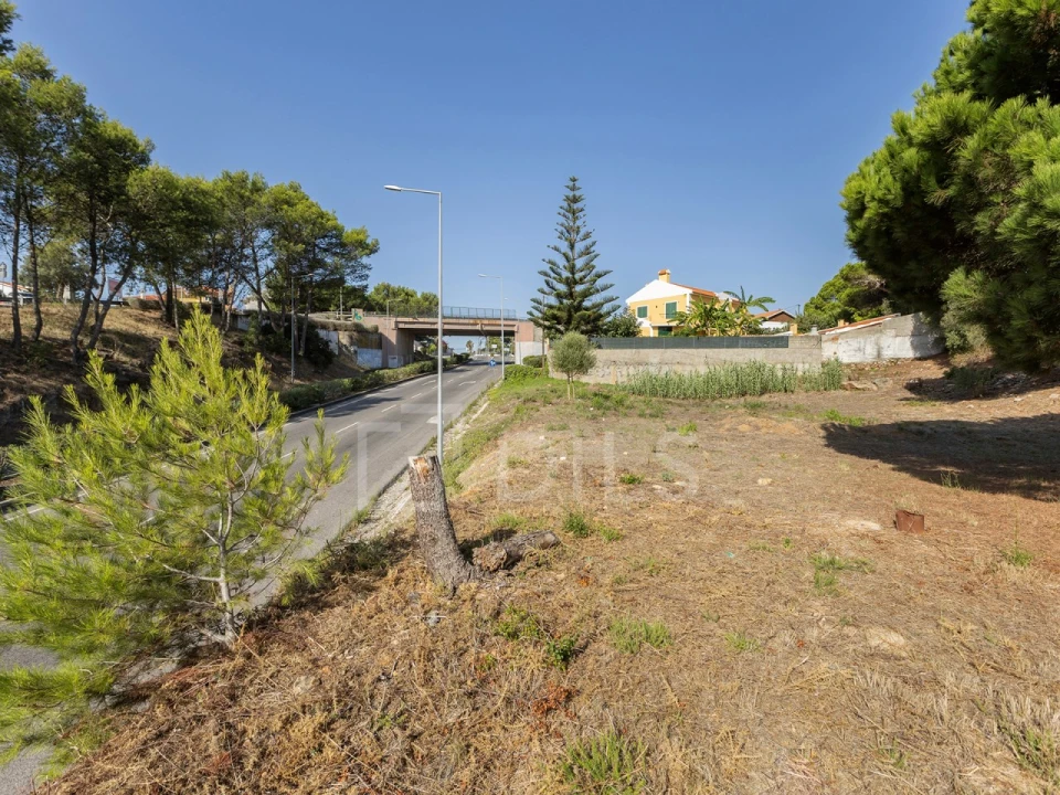 Terreno para Venda em Alcabideche Foto 11