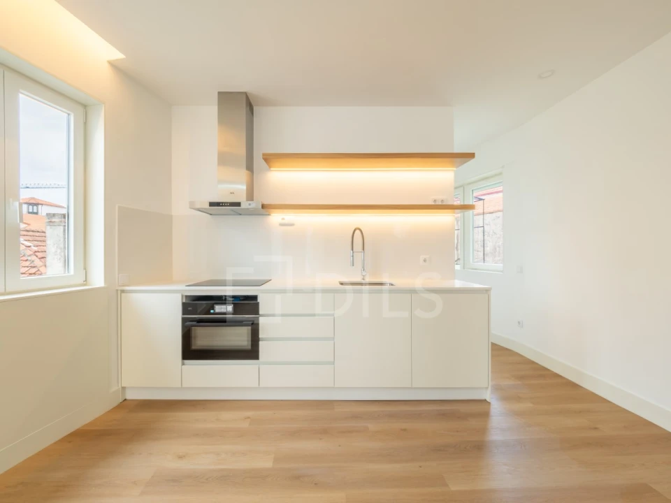 Apartamento T2 para Venda em Cedofeita, Santo Ildefonso, Sé, Miragaia, São Nicolau e Vitória Foto 3
