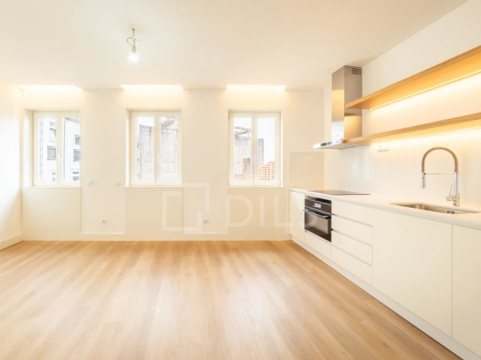 Apartamento T2 para Venda em Cedofeita, Santo Ildefonso, Sé, Miragaia, São Nicolau e Vitória Foto 5