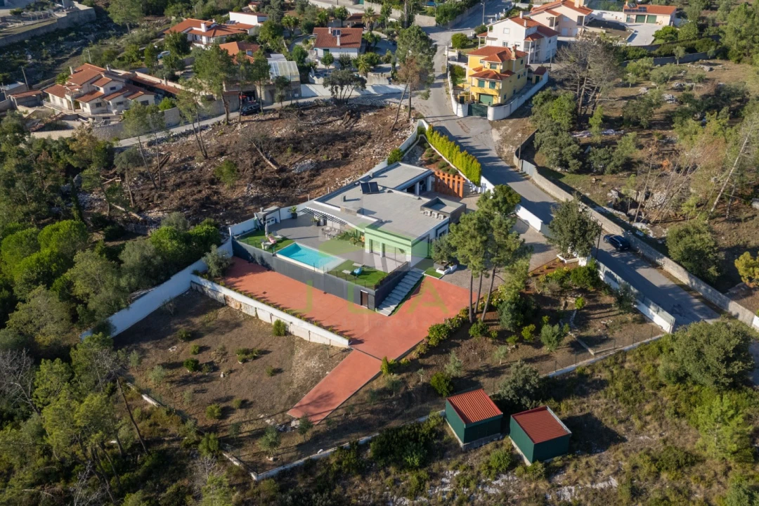 Moradia T3 para Venda em Mira de Aire Foto 51