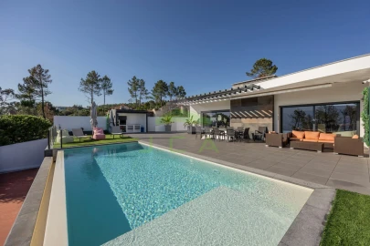 Moradia T3 para Venda em Mira de Aire
