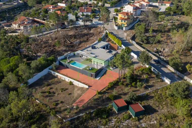 Moradia T3 para Venda em Mira de Aire Foto 51