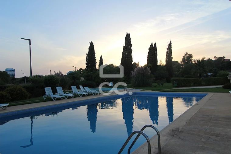Apartamento T1 para Venda em Alvor Foto 19