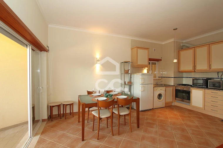 Apartamento T1 para Venda em Alvor Foto 7