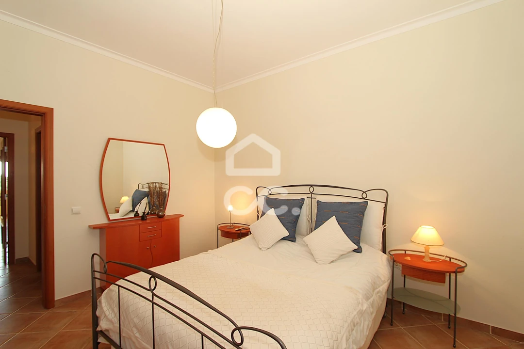 Apartamento T1 para Venda em Alvor Foto 12