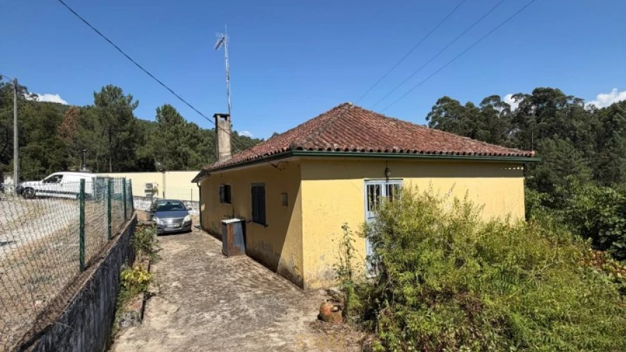 Moradia T2 para Venda em São Jorge e Ermelo