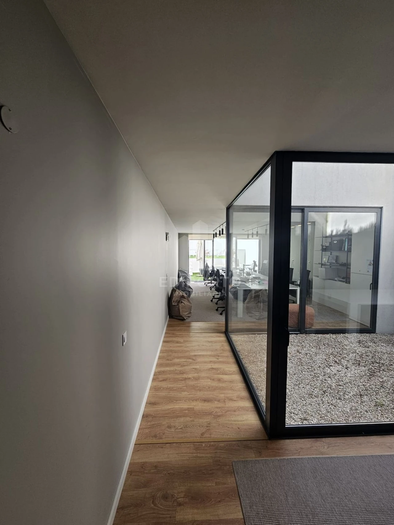 Apartamento T1 para Venda em Lordelo do Ouro e Massarelos Foto 11