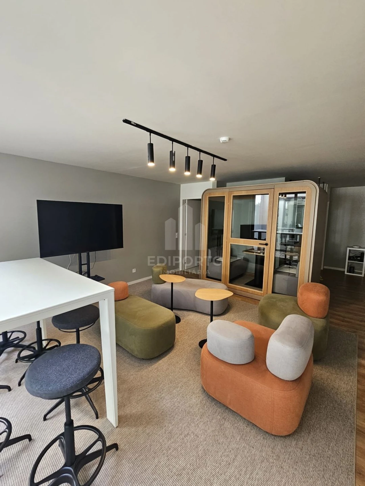 Apartamento T1 para Venda em Lordelo do Ouro e Massarelos Foto 9