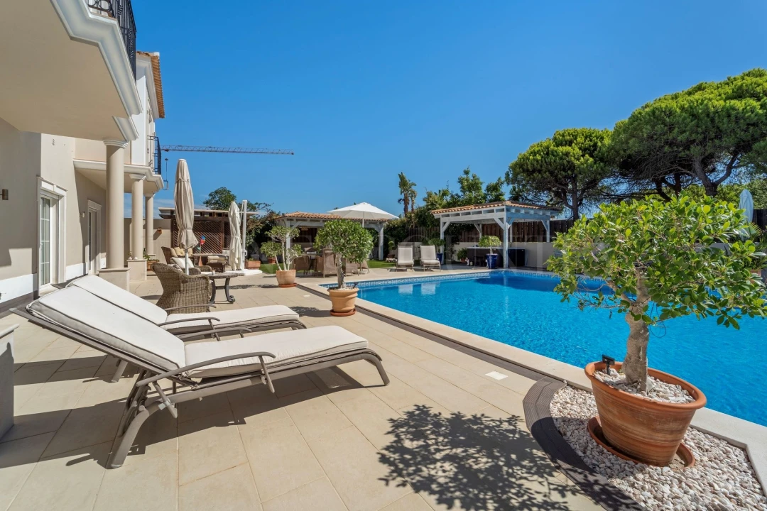 Moradia T7 para Venda em Almancil Foto 61