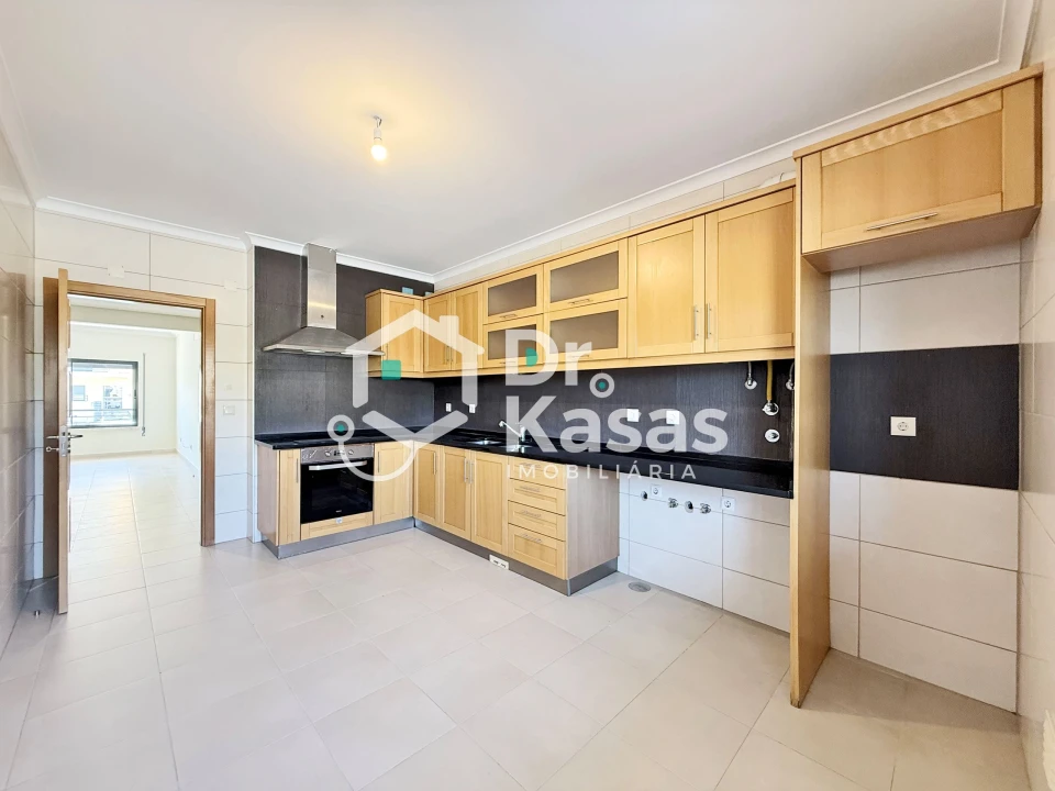 Apartamento T3 para Venda em Pinhal Novo Foto 1