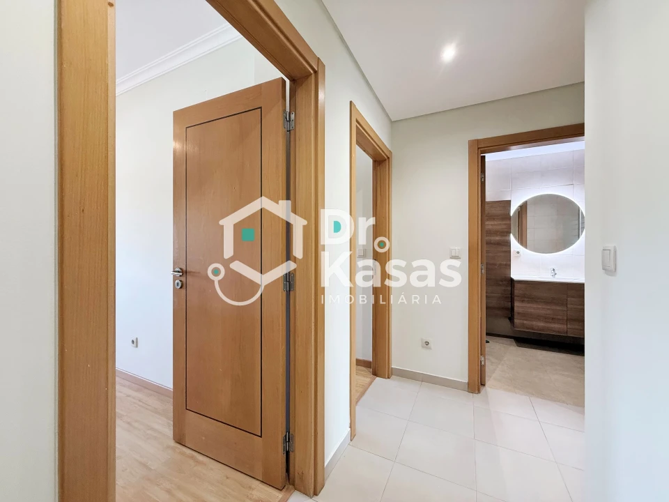 Apartamento T3 para Venda em Pinhal Novo Foto 16
