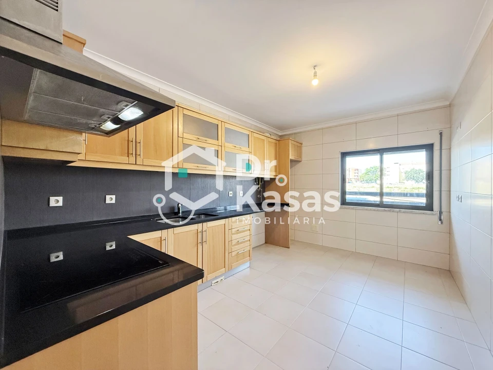 Apartamento T3 para Venda em Pinhal Novo Foto 11