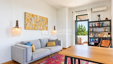 Moradia T2 para Venda em Santa Barbara de Nexe