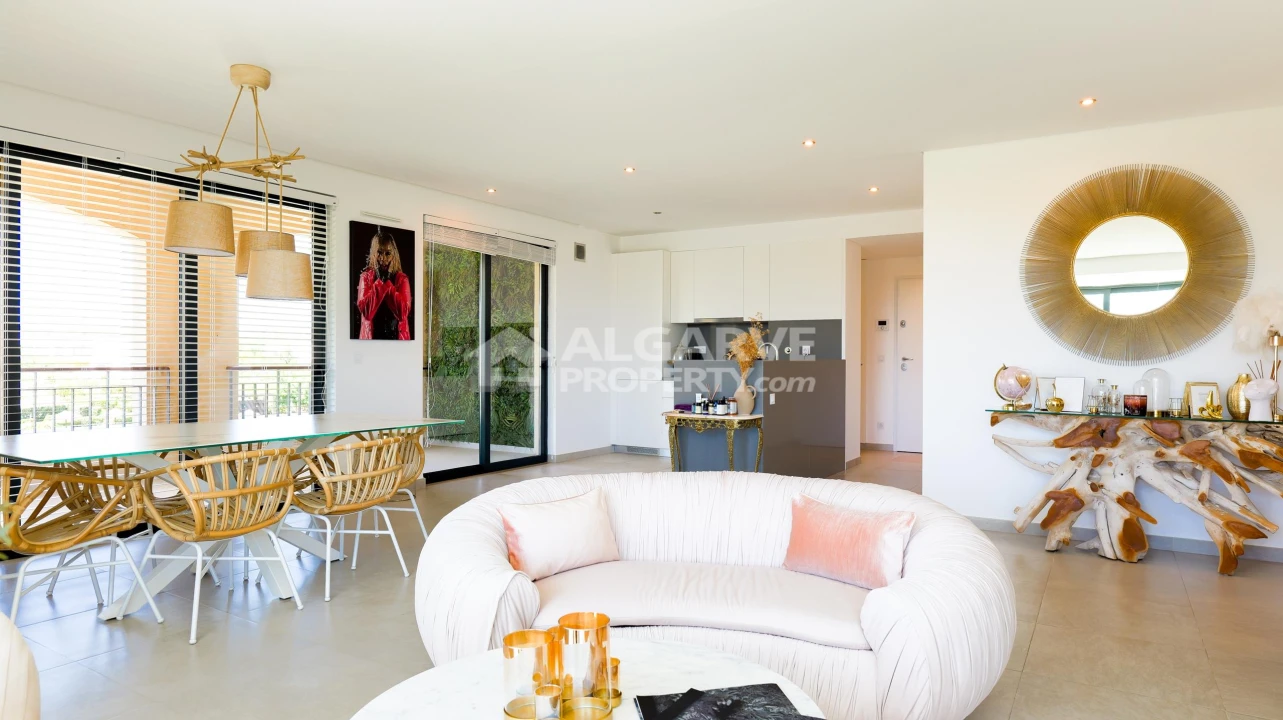 Apartamento T2 para Venda em Quarteira Foto 10
