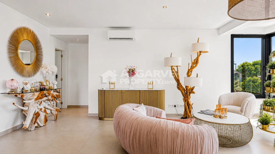 Apartamento T2 para Venda em Quarteira Foto 12