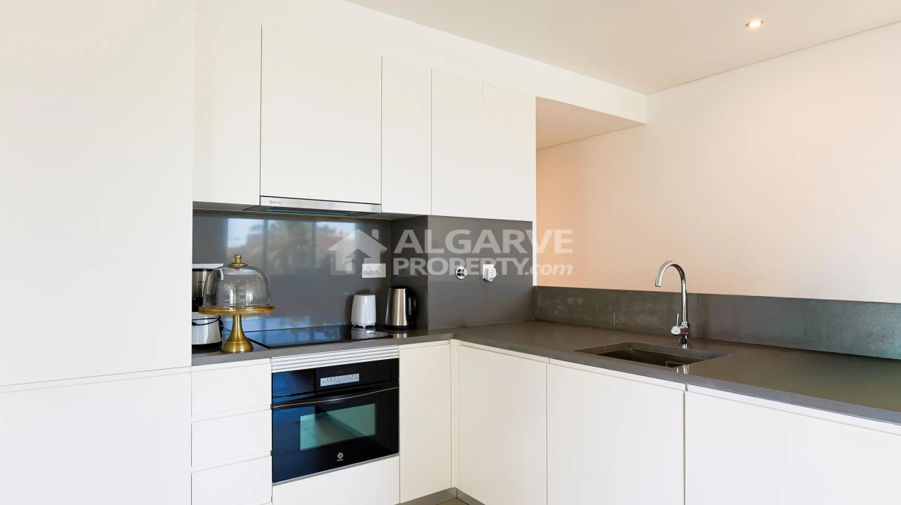 Apartamento T2 para Venda em Quarteira Foto 13