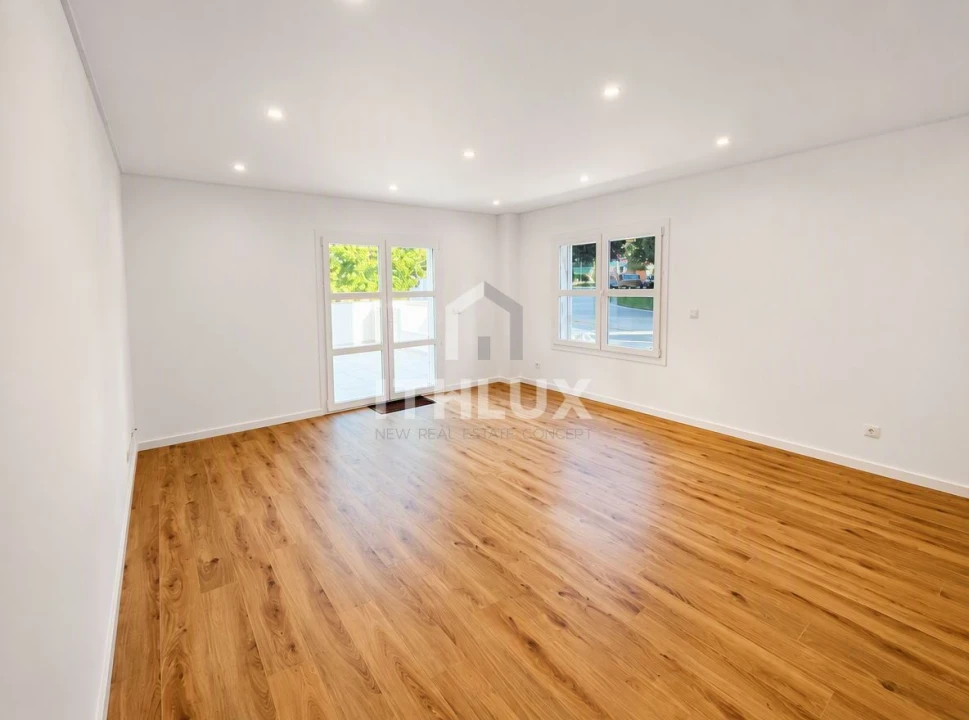 Apartamento T2 para Venda em Venteira Foto 5