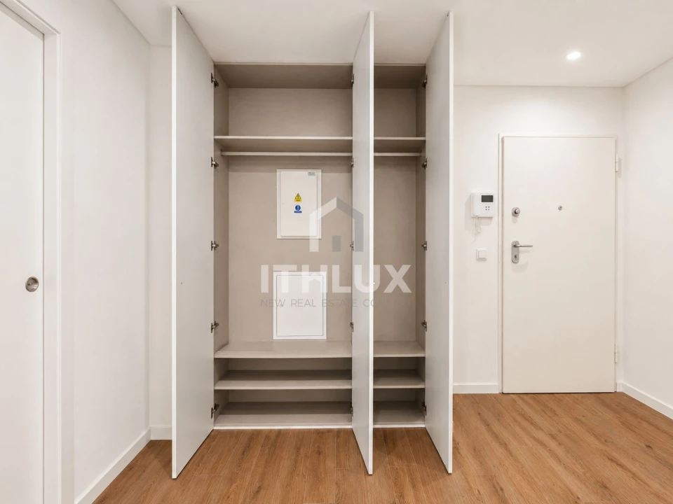 Apartamento T2 para Venda em Venteira Foto 14