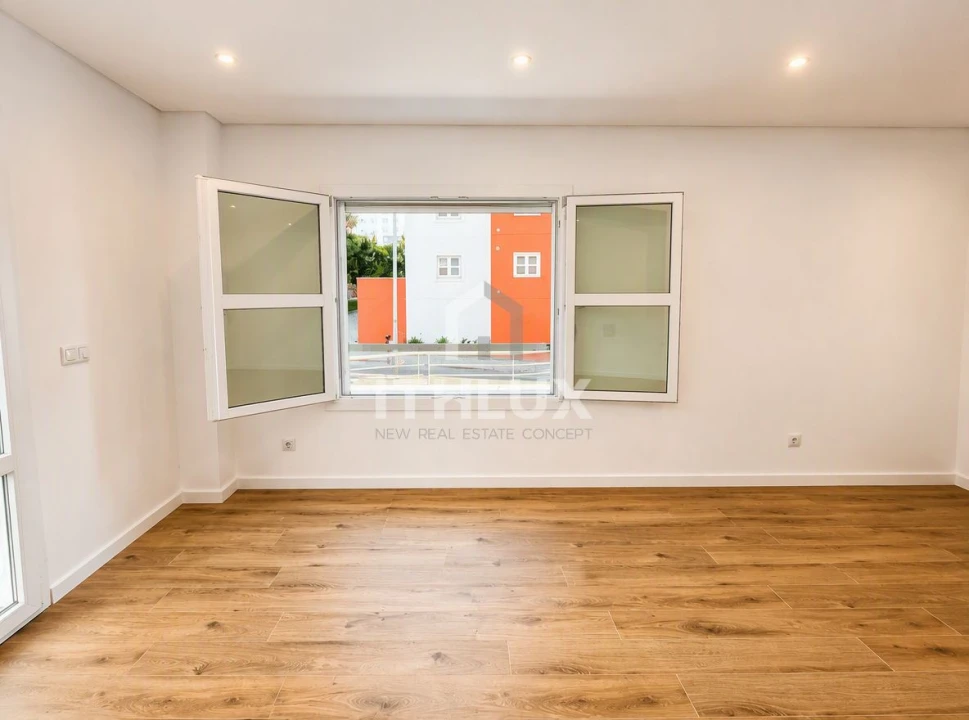 Apartamento T2 para Venda em Venteira Foto 3
