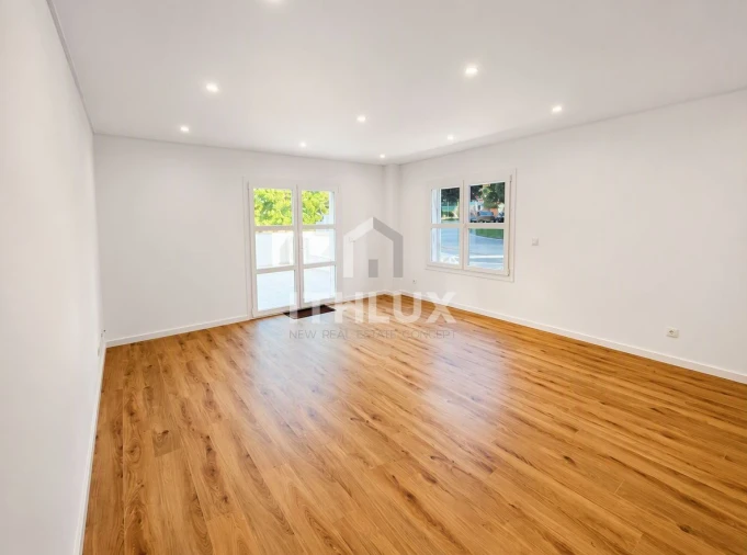 Apartamento T2 para Venda em Venteira Foto 5