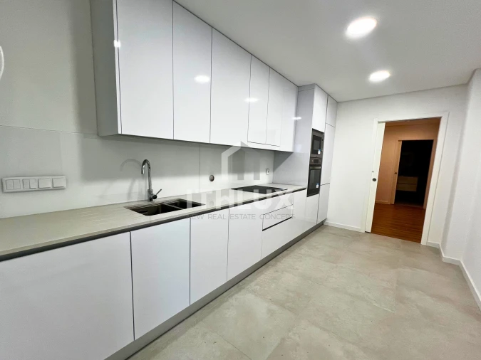 Apartamento T2 para Venda em Venteira Foto 9