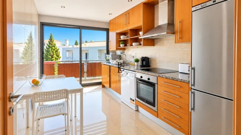 Apartamento T2 para Arrendamento em Quarteira