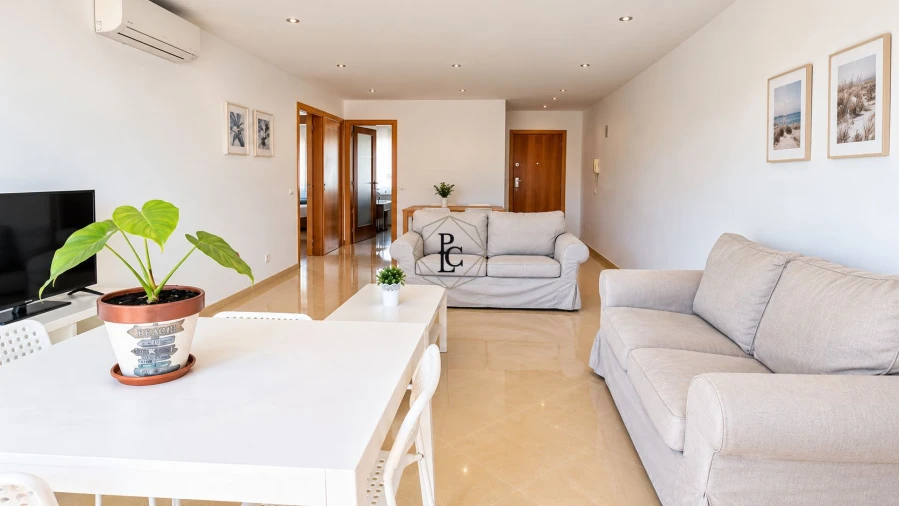 Apartamento T2 para Arrendamento em Quarteira Planta 1