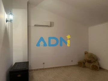 Moradia T6 para Venda em Zebreira e Segura