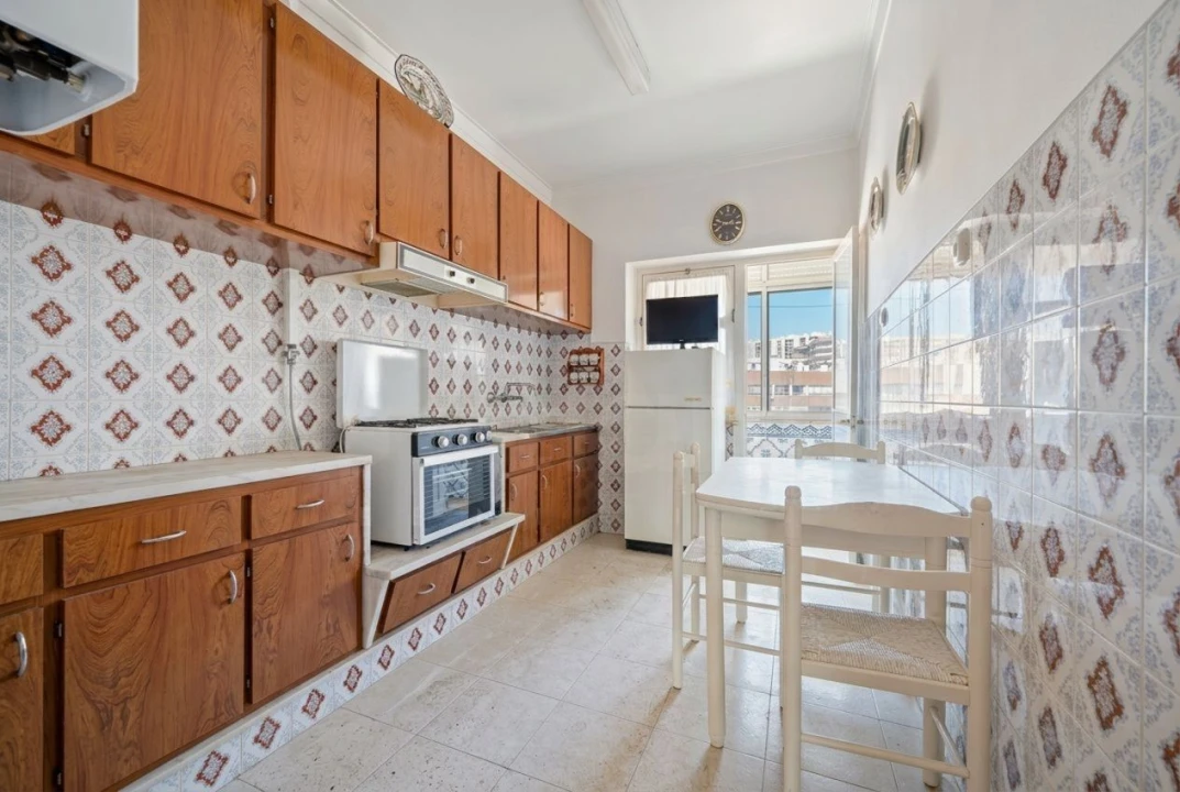 Apartamento T1 para Venda em Almada, Cova da Piedade, Pragal e Cacilhas Foto 16