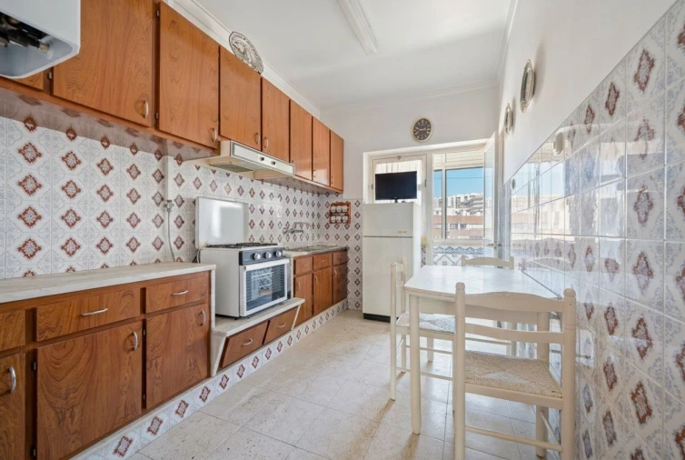 Apartamento T1 para Venda em Almada, Cova da Piedade, Pragal e Cacilhas Foto 16