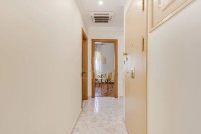 Apartamento T2 para Venda em Póvoa de Santa Iria e Forte da Casa