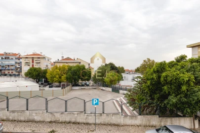 Apartamento T2 para Venda em Póvoa de Santa Iria e Forte da Casa