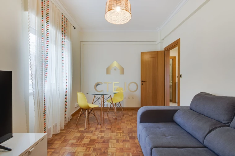 Apartamento T2 para Venda em Póvoa de Santa Iria e Forte da Casa Foto 12