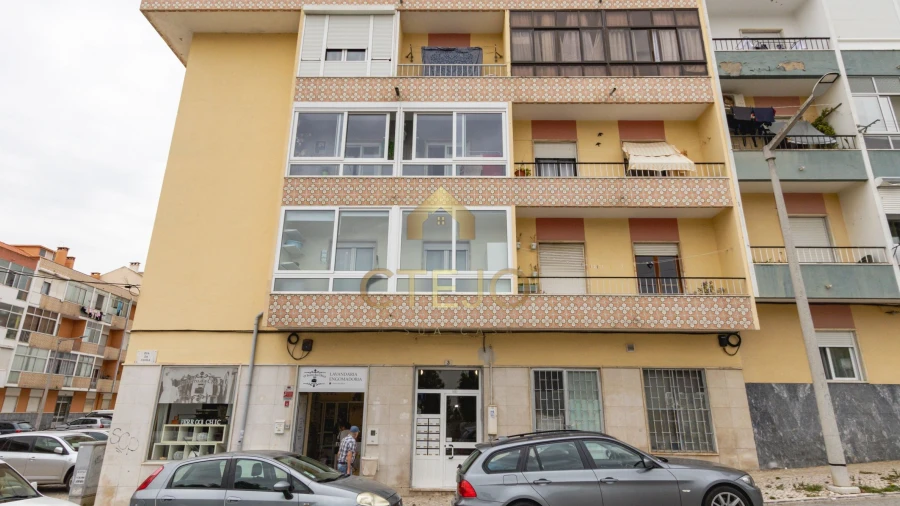 Apartamento T2 para Venda em Póvoa de Santa Iria e Forte da Casa