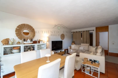 Moradia T4 para Venda em Almancil