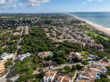 Moradia T4 para Venda em Almancil