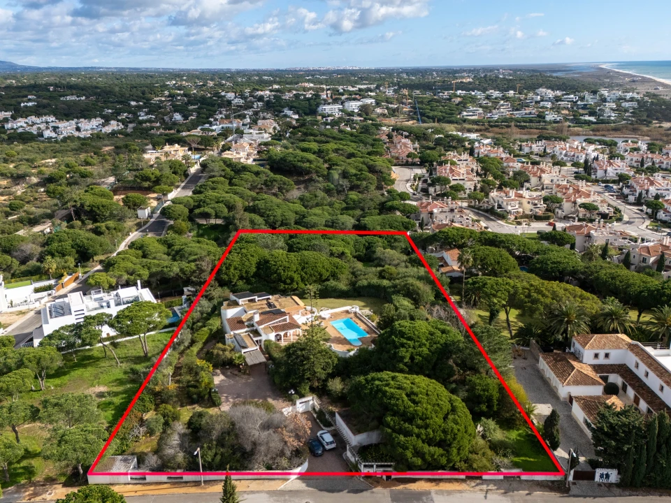 Moradia T4 para Venda em Almancil Foto 2