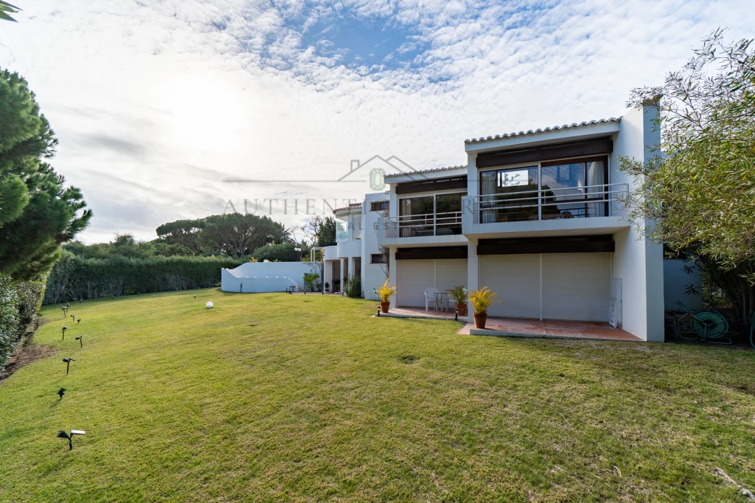Moradia T4 para Venda em Almancil Foto 29