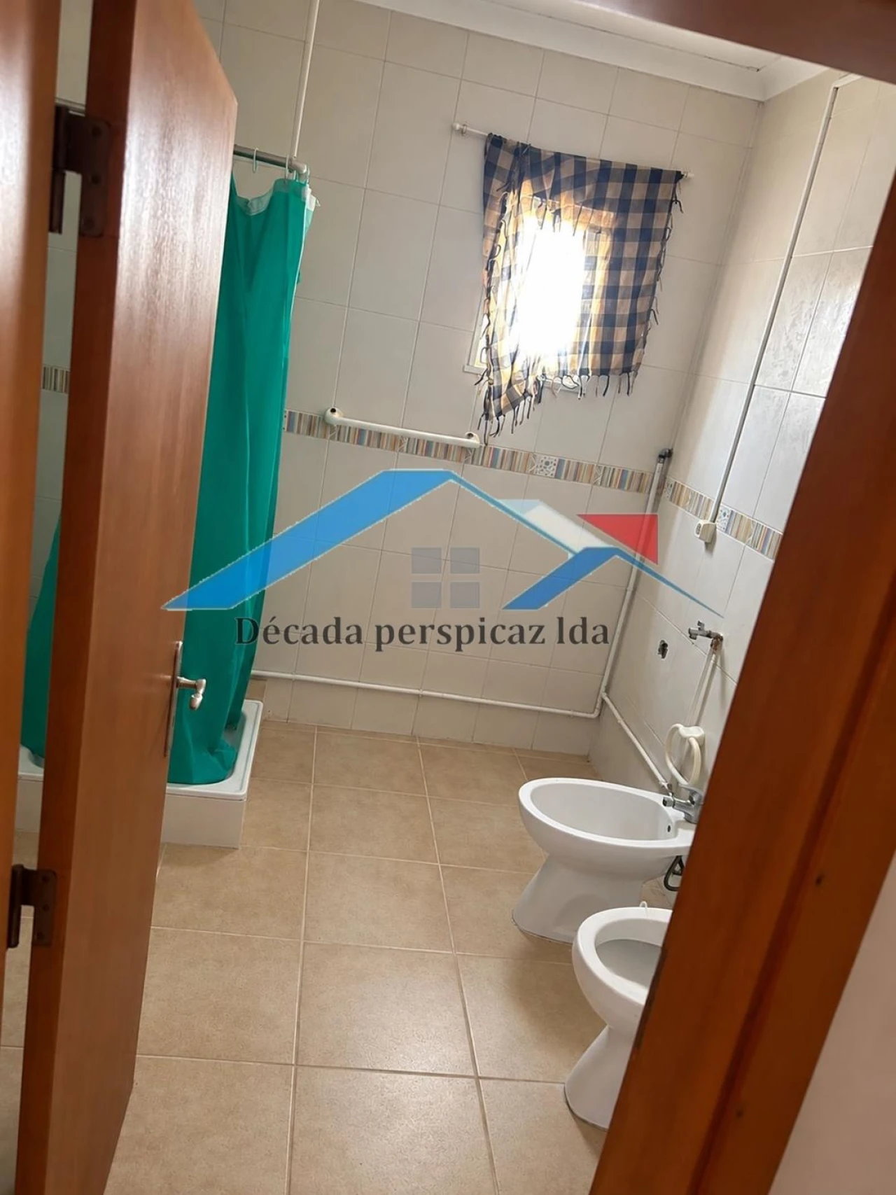 Moradia T3 para Venda em Foros de Arrão Foto 5