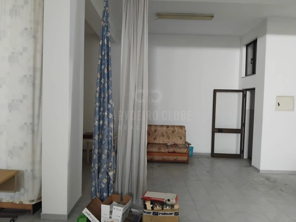 Negócio para Venda em Ferragudo Foto 20