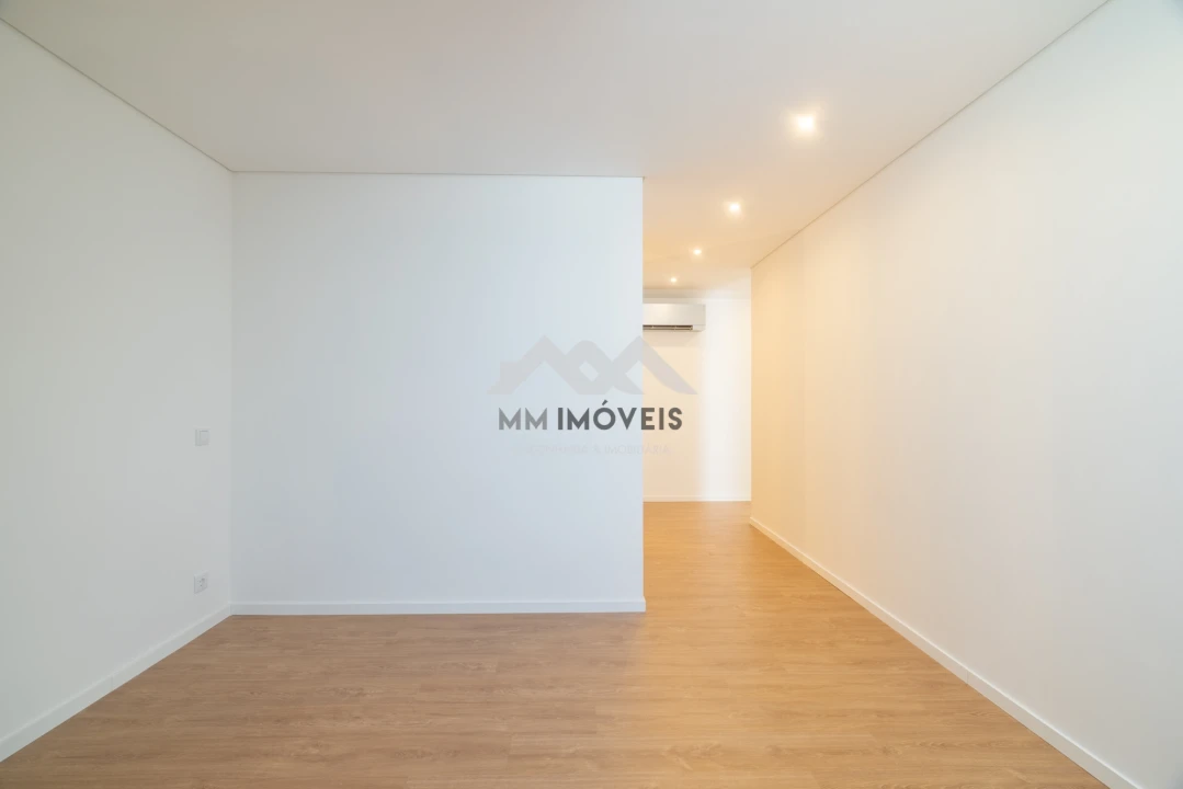 Apartamento T3 para Venda em Bonfim Foto 12