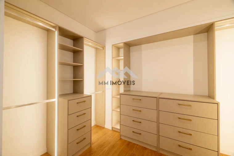Apartamento T3 para Venda em Bonfim Foto 25