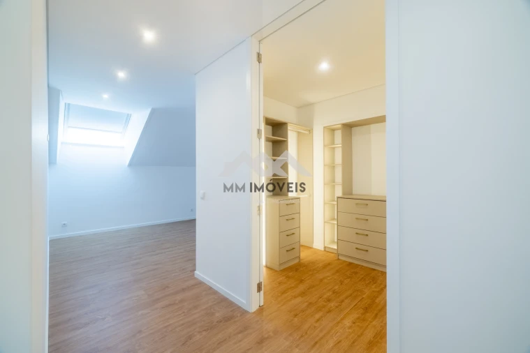 Apartamento T3 para Venda em Bonfim Foto 27