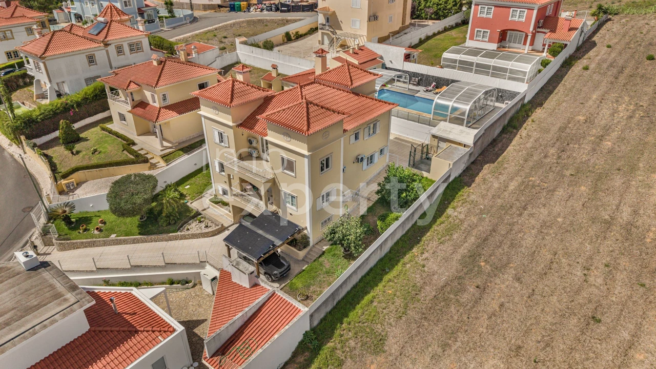 Moradia T5 para Venda em Mafra Foto 3