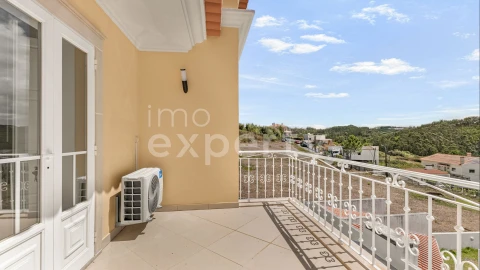 Moradia T5 para Venda em Mafra