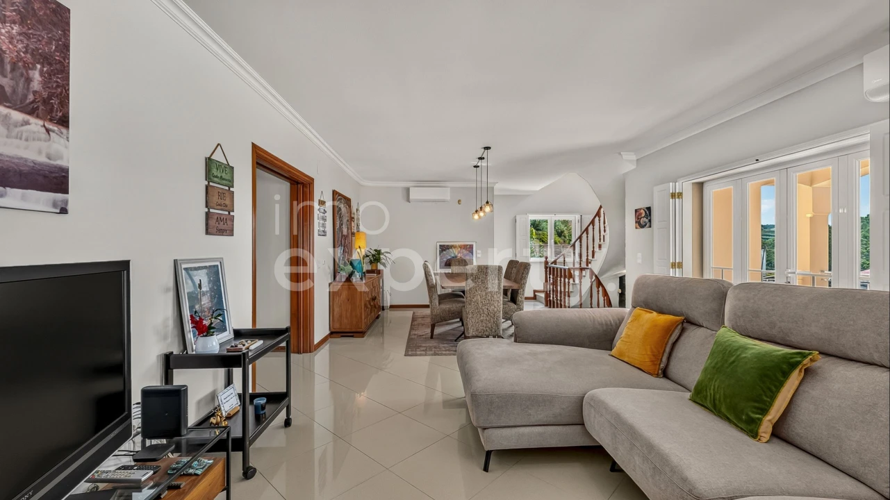 Moradia T5 para Venda em Mafra Foto 15