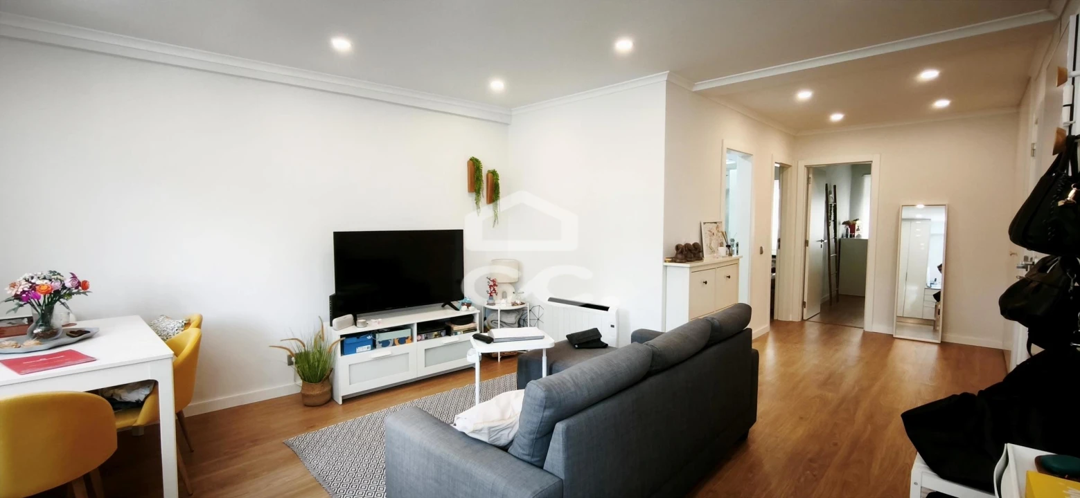 Apartamento T2 para Venda em Agualva e Mira-Sintra Foto 7