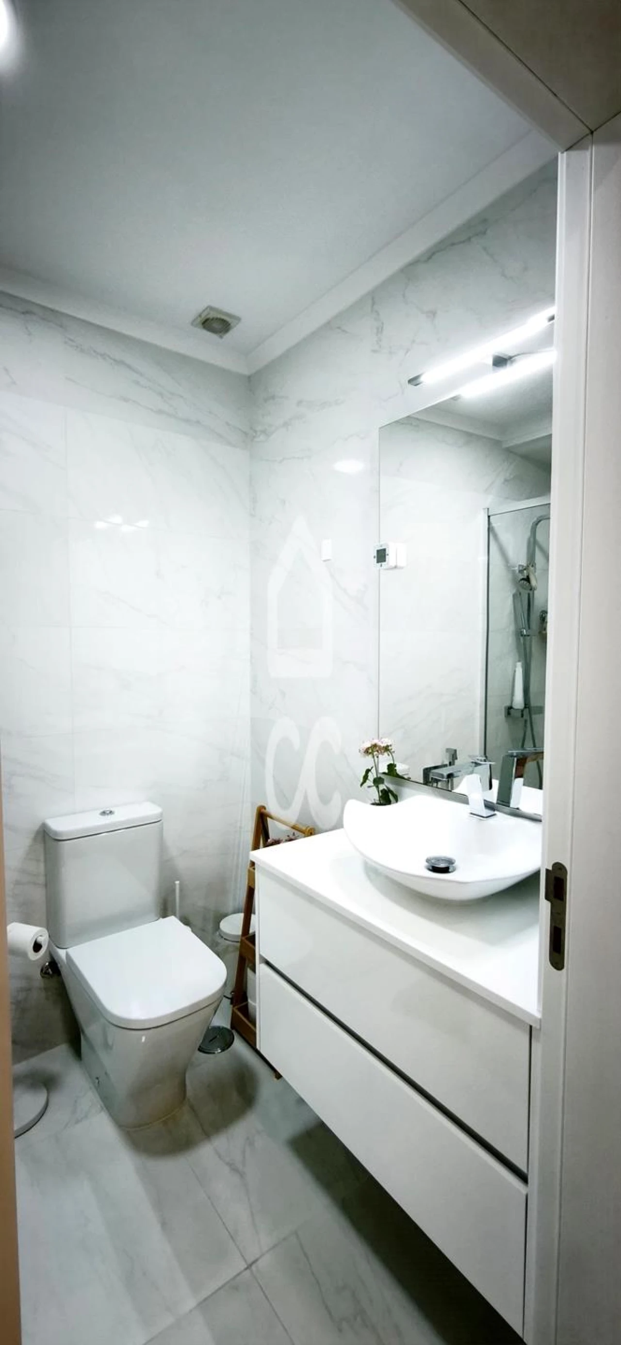 Apartamento T2 para Venda em Agualva e Mira-Sintra Foto 4
