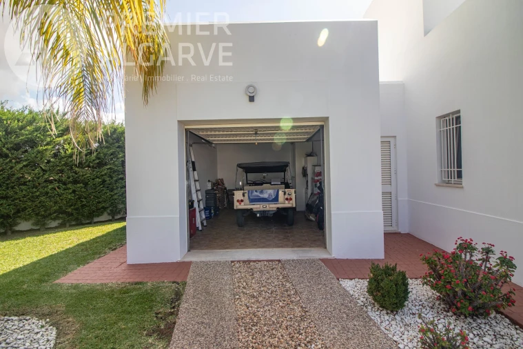 Moradia T4 para Venda em Albufeira e Olhos de Água Foto 40